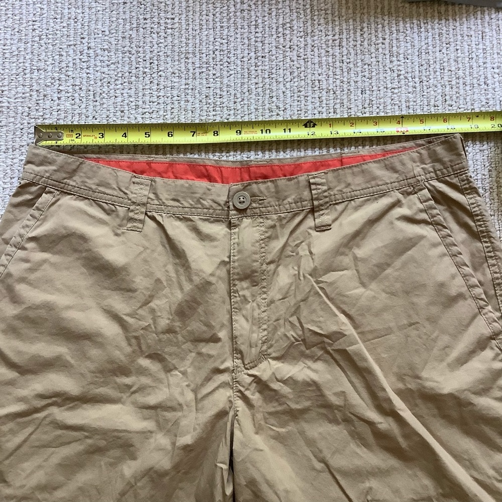 Columbia Cotton Khaki Shorts 38 Waist Inseam 10” - Picture 12 of 12